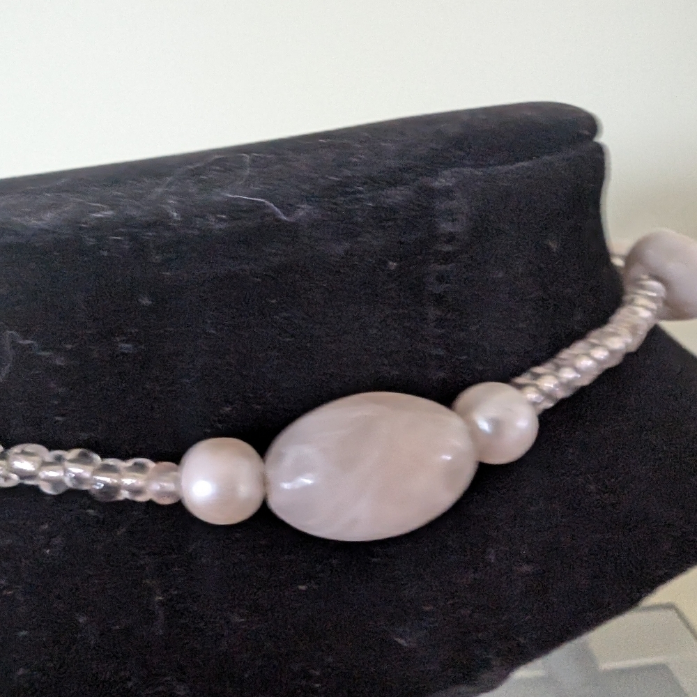 Elegant Faux Pearl and Crystal Necklace - Picture 6 of 9